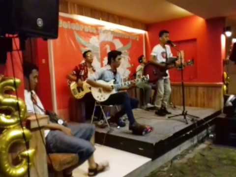 D'Mayer - Yang Terlewatkan ( Sheila On 7 Cover )