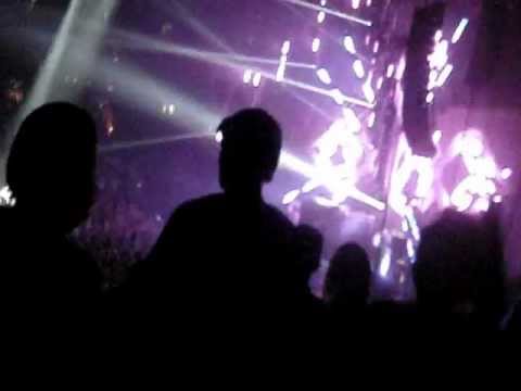 Benny Benassi dropping some hard shit @ ETD POP 2012