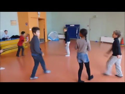 download lagu mp3 mp4 Jeux De Dauphine, download lagu Jeux De Dauphine gratis, unduh video klip Jeux De Dauphine