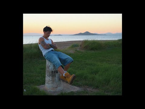 R Climent - bonita :) (Visualizer)