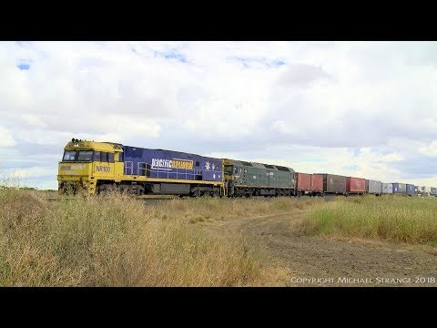 4PM4 Pacific National Container & Steel Train - PoathTV Australian Railways