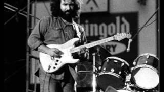 The Grateful Dead : Sittin&#39; On Top Of The World &amp; Cold Rain And Snow (Live)