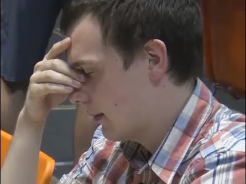 A 1.12. GM Kacper  Piorun  -  IM Gennady Ageichenko  ½ - ½