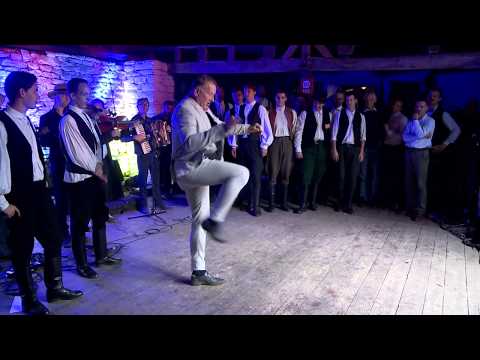 Zsuráfszky Zoltán tánca a mérai legényesverseny gáláján