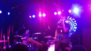 P.O.S - Get Down (feat. Lizzo) live at The Knitting Factory