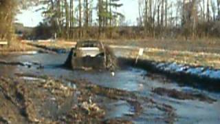 preview picture of video 'Instigator in the mud (TOYOTA MUDDING)'