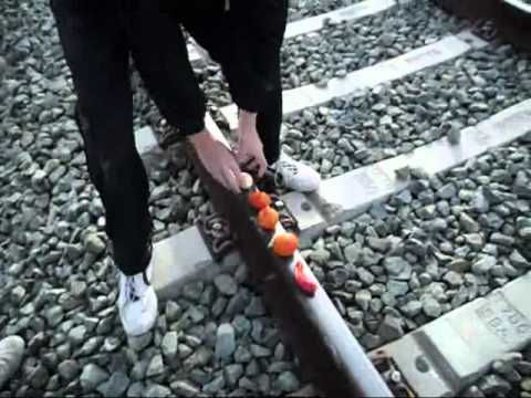 Ensalada de hortalizas ;) En las vias del tren.