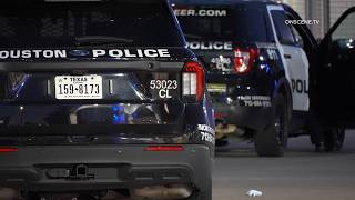 Gun Sale Turns Into Shooting At Houston Hotel
