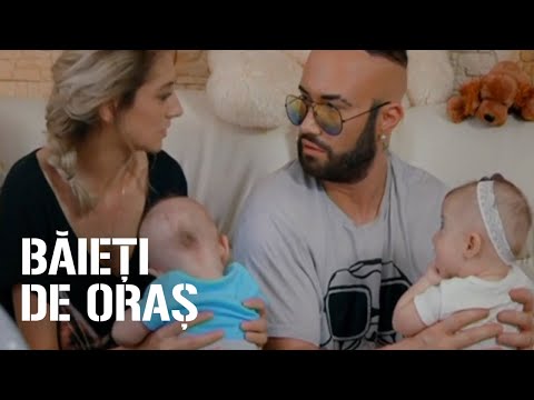 Viața cu copii nu-i deloc ușoară! Ce sacrificii au făcut Malone și Roby pentru a fi părinți exemplu