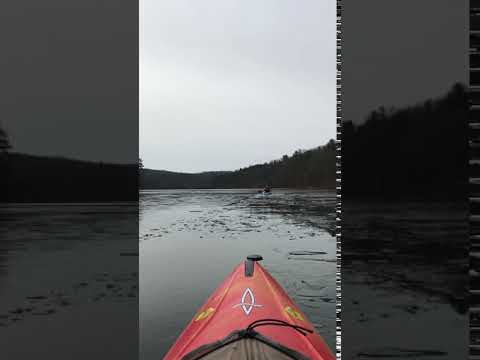 Winter paddling on Raystown