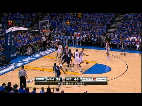 Thabo Sefolosha Swipes the Ball and Runs