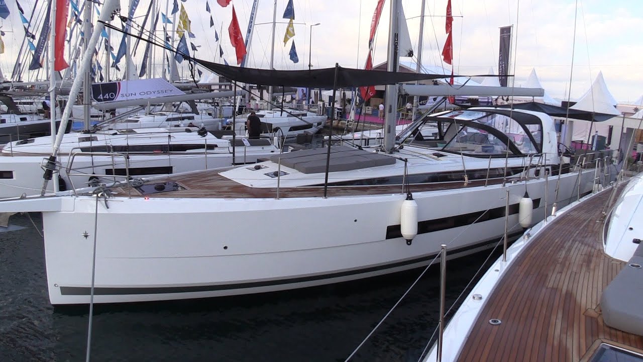 Amazing New Design ! 2024 Jeanneau Yachts 55 - 2023 Cannes Yachting Festival