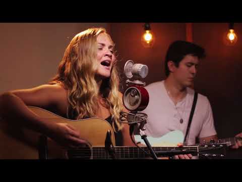 Trish Torrales - Set Me Free ( Unplugged @ The Hilson Studio )