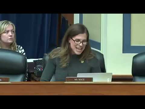 'Non-Human Biologics' Discovered at UFO Crash Sites: Whistleblower Reveals Shocking Findings