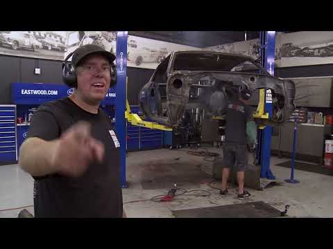 Roadkill S04E11 Street Legal Stock Car Body Swap