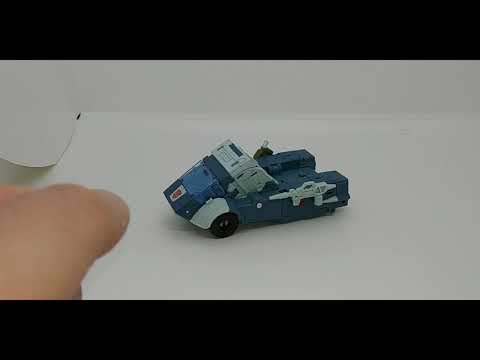 Chuck's Reviews Transformers Studio Series 86 Kup