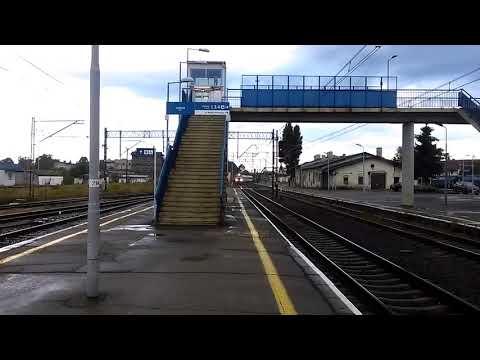 Wjazd "szpinaka" EP07-174 z opóźnionym IC Osterwa do Krzyża