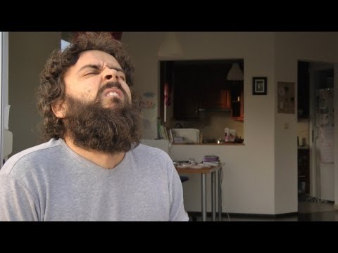 Hogyan tüsszents? /Útmutató idiótáknak/