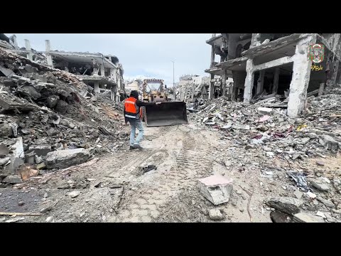 أعمال فتح شوارع في مدينة غزة