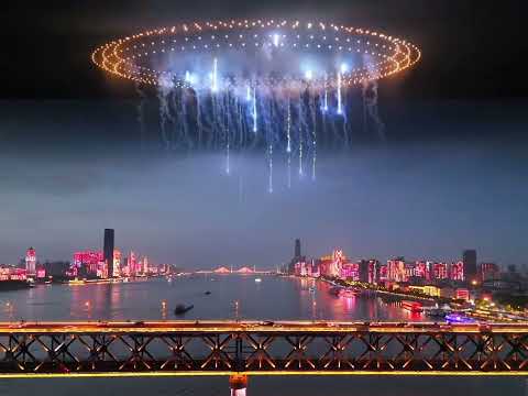 중국 드론쇼에 그랑죠를 합성한 영상