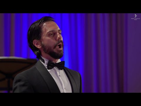 "S'armi a miei danni", from Giulio Cesare (1725) by HANDEL, sung by JUAN SANCHO