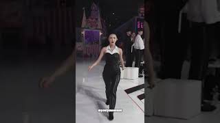 Make the way hwasa is coming ✨ #mamamoo