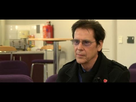 download lagu mp3 mp4 Shakin Stevens Wife, download lagu Shakin Stevens Wife gratis, unduh video klip Download Shakin Stevens Wife Mp3 dan Mp4 Music Online Gratis