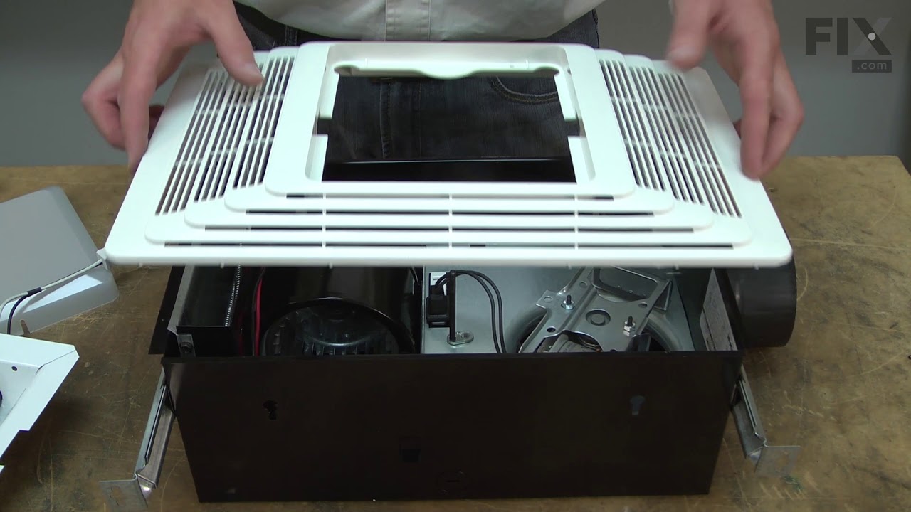 Replacing the Srv Lamp Sockt Harness W/125 D