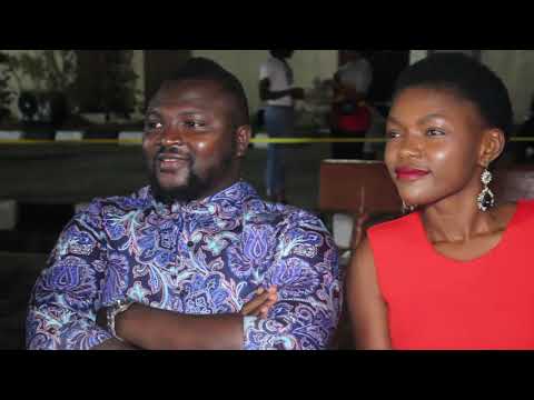 Oga Wowor cracking up the eastern community at Richie Obama's son of Aunt Hawa comedy show, 2019