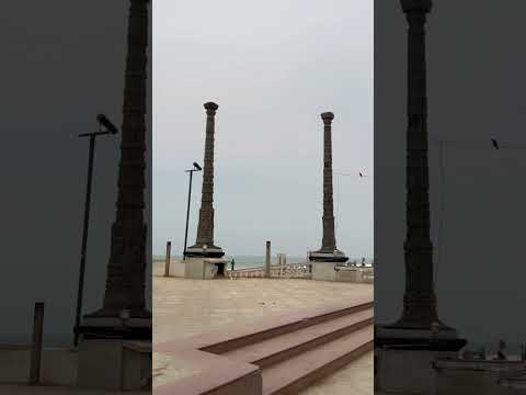 Pondicherry / pondy mahatma Gandhi statue at the beach, best tourist attraction #travel