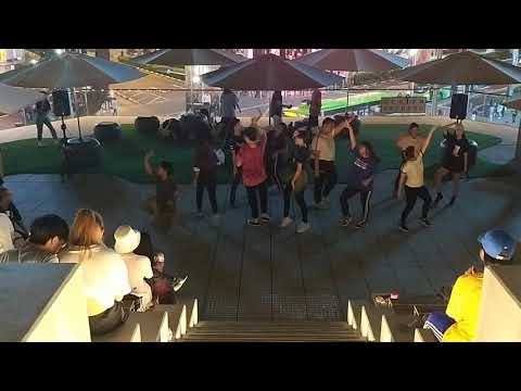 KPOP Dance Off Vol 110: Everglow - Bon Bon Chocolat