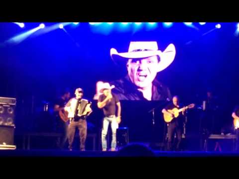 Juliano César - Modo raparigueiro - DivisaNeja Pat. Bruno e Barreto