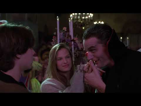 Hocus Pocus 1993 Max Tries to warn his parents scene