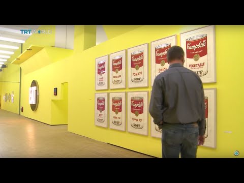 Showcase: To eat or to watch