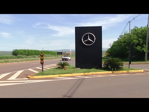 Mercedes-Benz anuncia fim da produção de carros em Iracemápolis