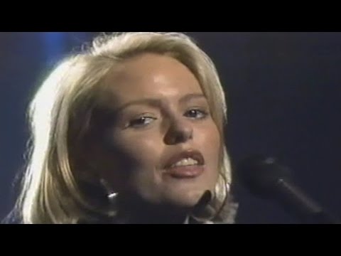 EIGHTH WONDER - Cross My Heart (Tv Show 1988) HQ