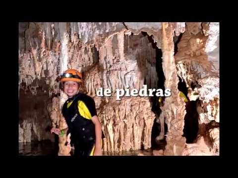 An awesome little's girl day at Río Secreto.