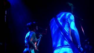 The Lovemakers - Falling Apart