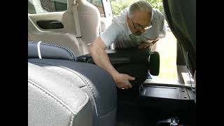 seats fold up and down CIMG8634