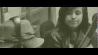 Hace un an&#39;o - Alexa Gomez