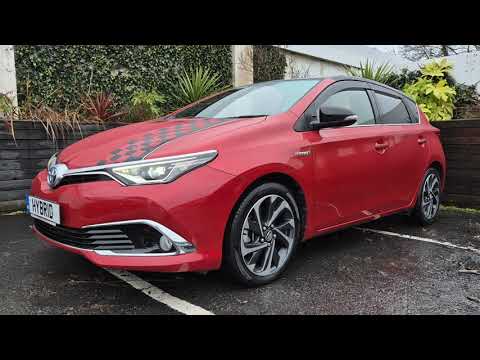 Toyota Auris 1.8 HYBRID / BRICK LANE G-PACK SOL / - Image 2