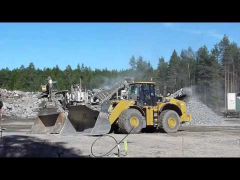 Metso Nordberg Crushers & CAT 980H , 330DL
