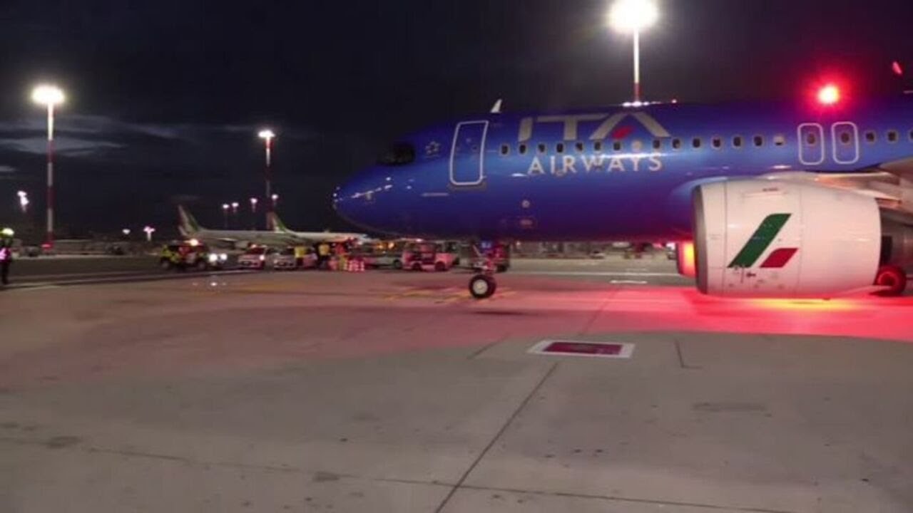 Milano-Cortina, la fiamma olimpica e' a Roma, ora andra' al Quirinale