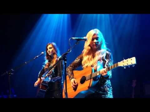 Darline - Drink it Up/Jolene (Live at Shepherds Bush Empire)