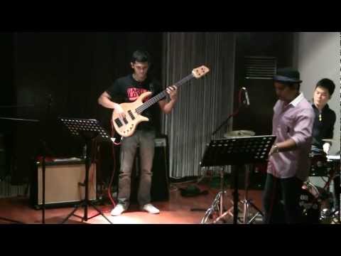 Tompi ft. Idang Rasdiji II - A Night in Tunisia @ Mostly Jazz 15/10/11 [HD]