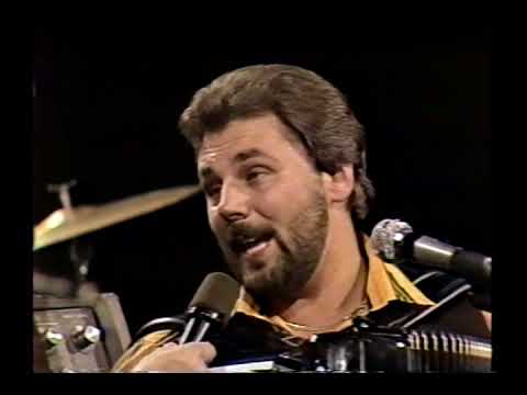 Mass Brass Frank Knight Polka Show - Show-2 (1986) http://dorunda.com/