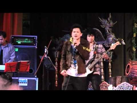 Ngar Ma Hote Bu @ London Thingyan, 2011