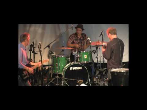 The Elders Ireland Tour 2015 - Dolan's Pub - Limerick - Message in a Bottle