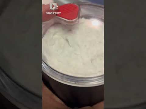 2-Second Powdered Sugar Challenge! 😱🧁Can I Do It?