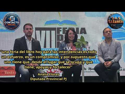 Feria del libro en Colonia Elisa (Analía Flores - Diputada provincial PJ)